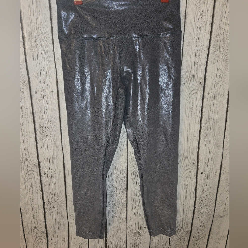 Lululemon Leggings- Special Edition- Wunder Train High Rise Foil